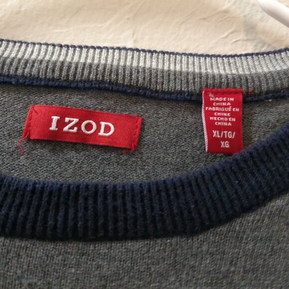 IZOD Men’s XL Crewneck Sweater Gray & Navy Striped Pullover - Picture 2 of 2